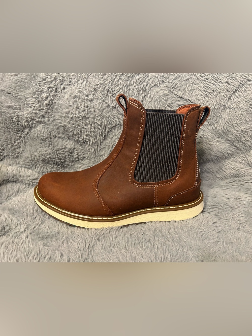 L.L. Bean Women's Brown Chelsea Boot with Black Elastic